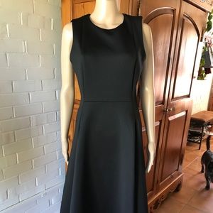 🎉HP💼Gorgeous Calvin Klein fit and flare Dre…